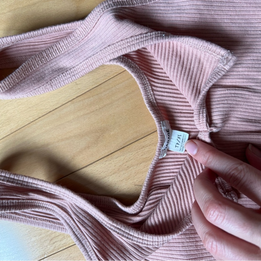 Pink Ribbed Women's Top - Picture 3 of 4